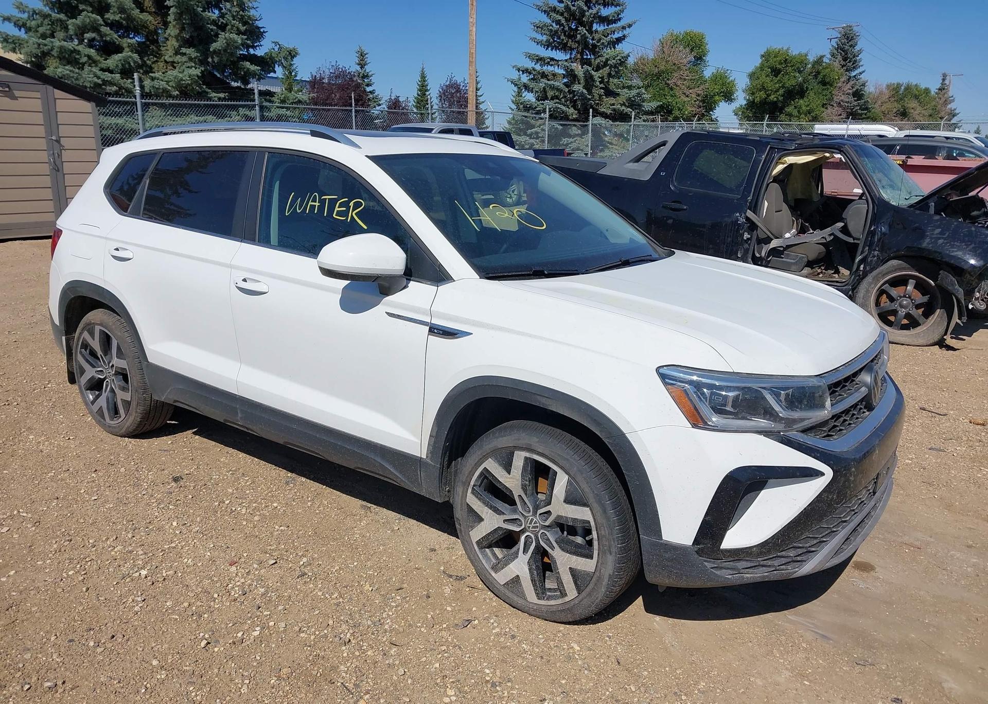 2022 VOLKSWAGEN TAOS SEL