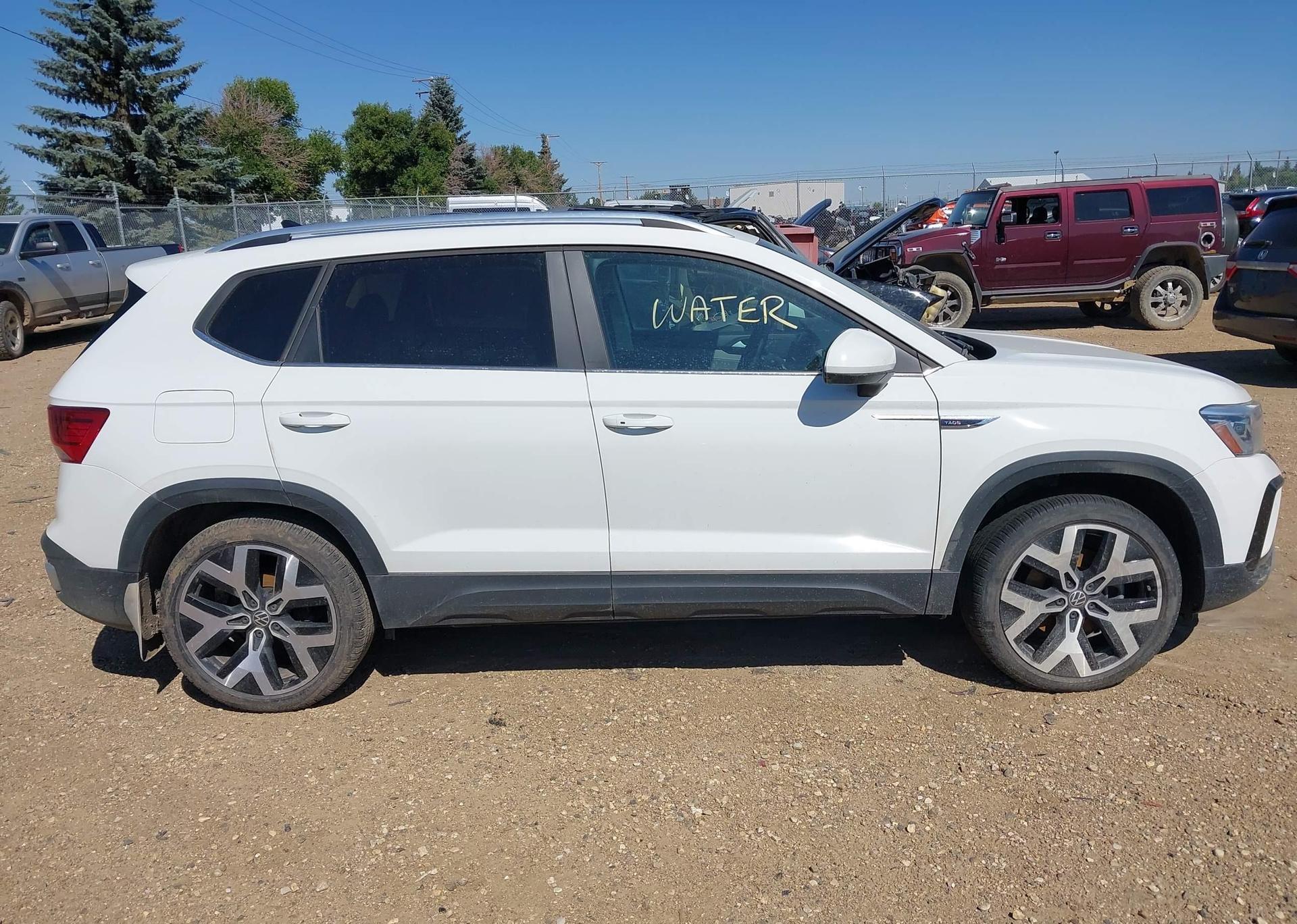 2022 VOLKSWAGEN TAOS SEL