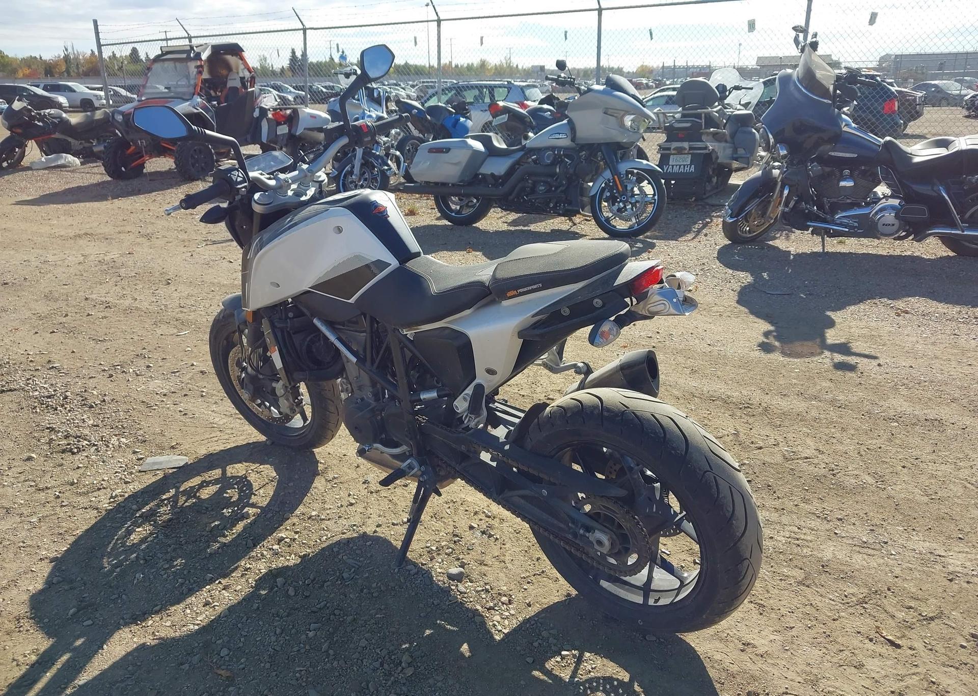 2018 KTM 690 DUKE