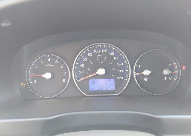 2010 HYUNDAI SANTA FE SE