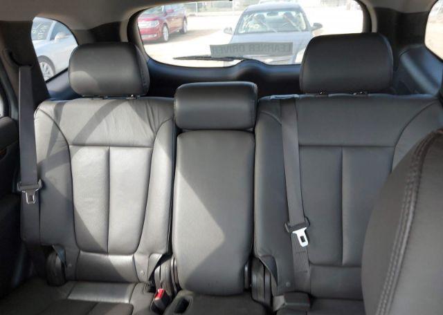 2010 HYUNDAI SANTA FE SE