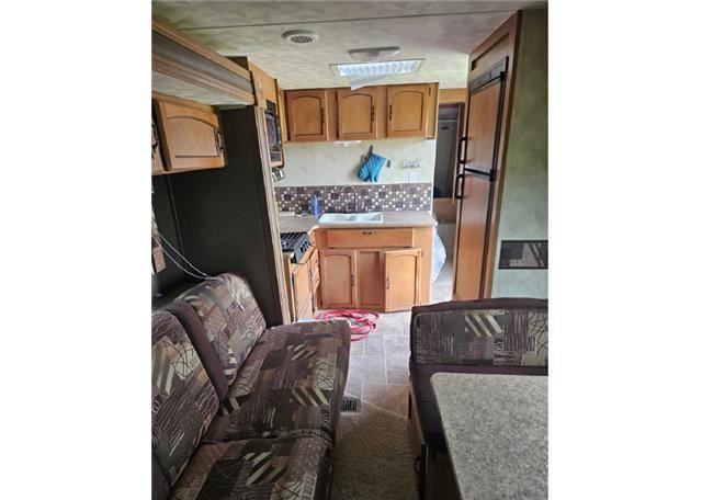 2011 PALOMINO 28 BHS