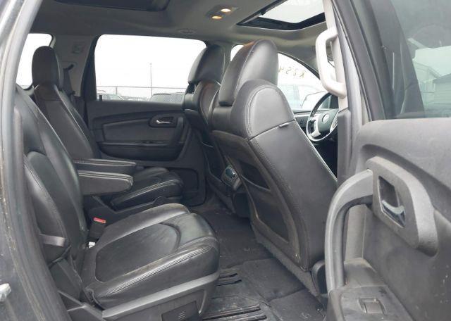 2011 CHEVROLET TRAVERSE LT
