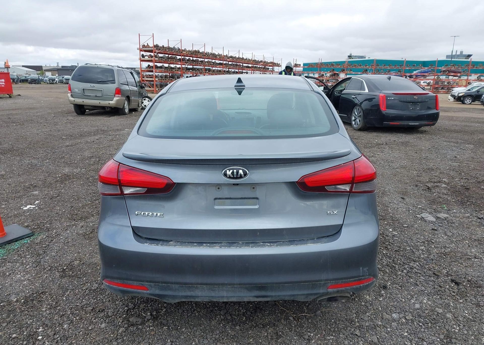2017 KIA FORTE EX