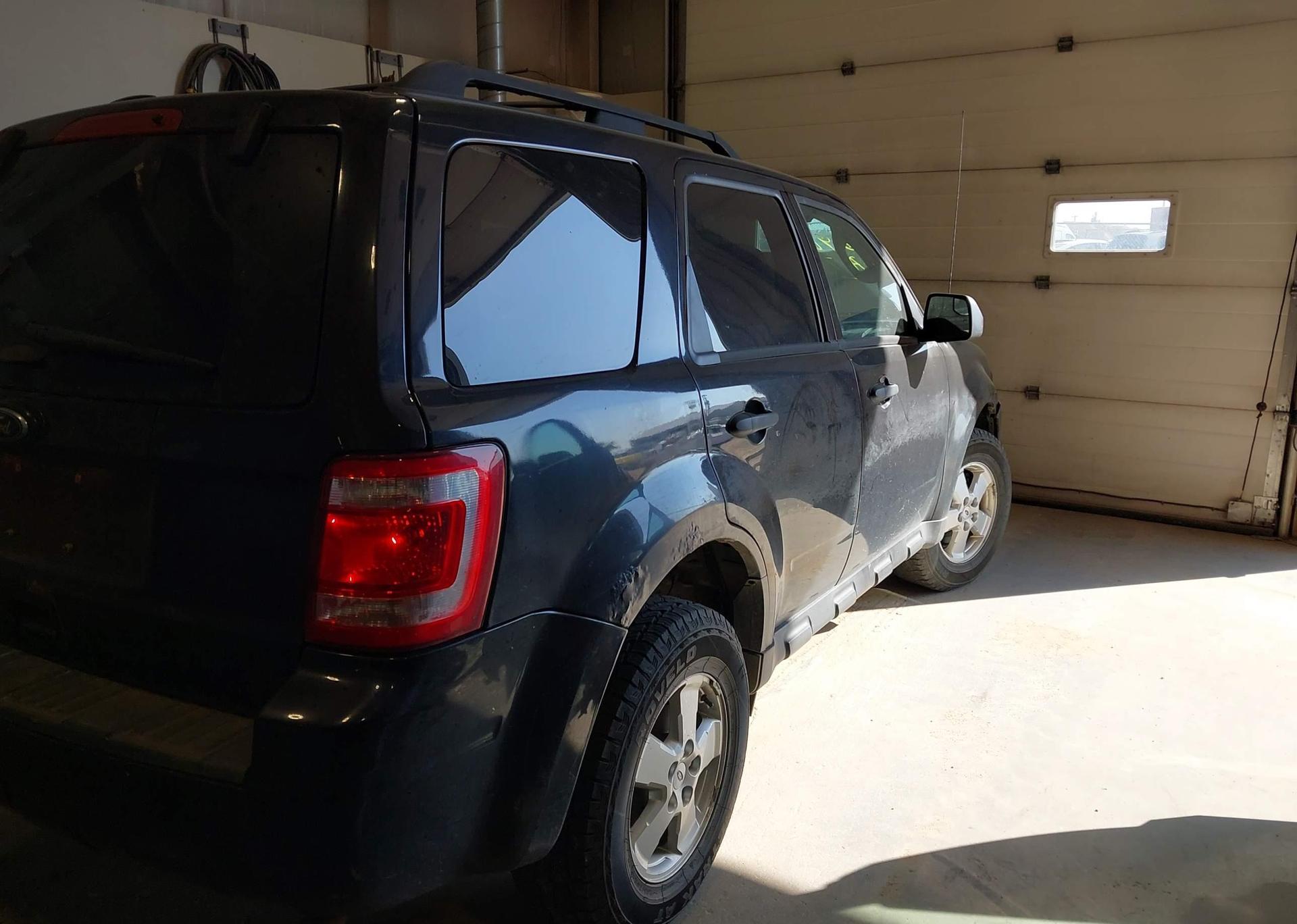 2011 FORD ESCAPE XLT