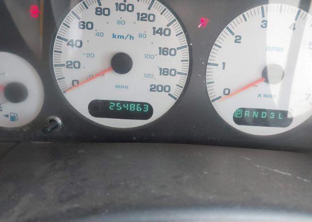 2002 DODGE CARAVAN SE