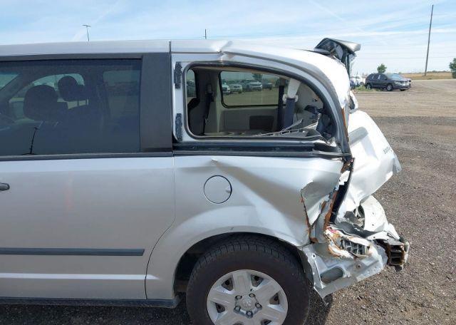 2010 DODGE GRAND CARAVAN SE