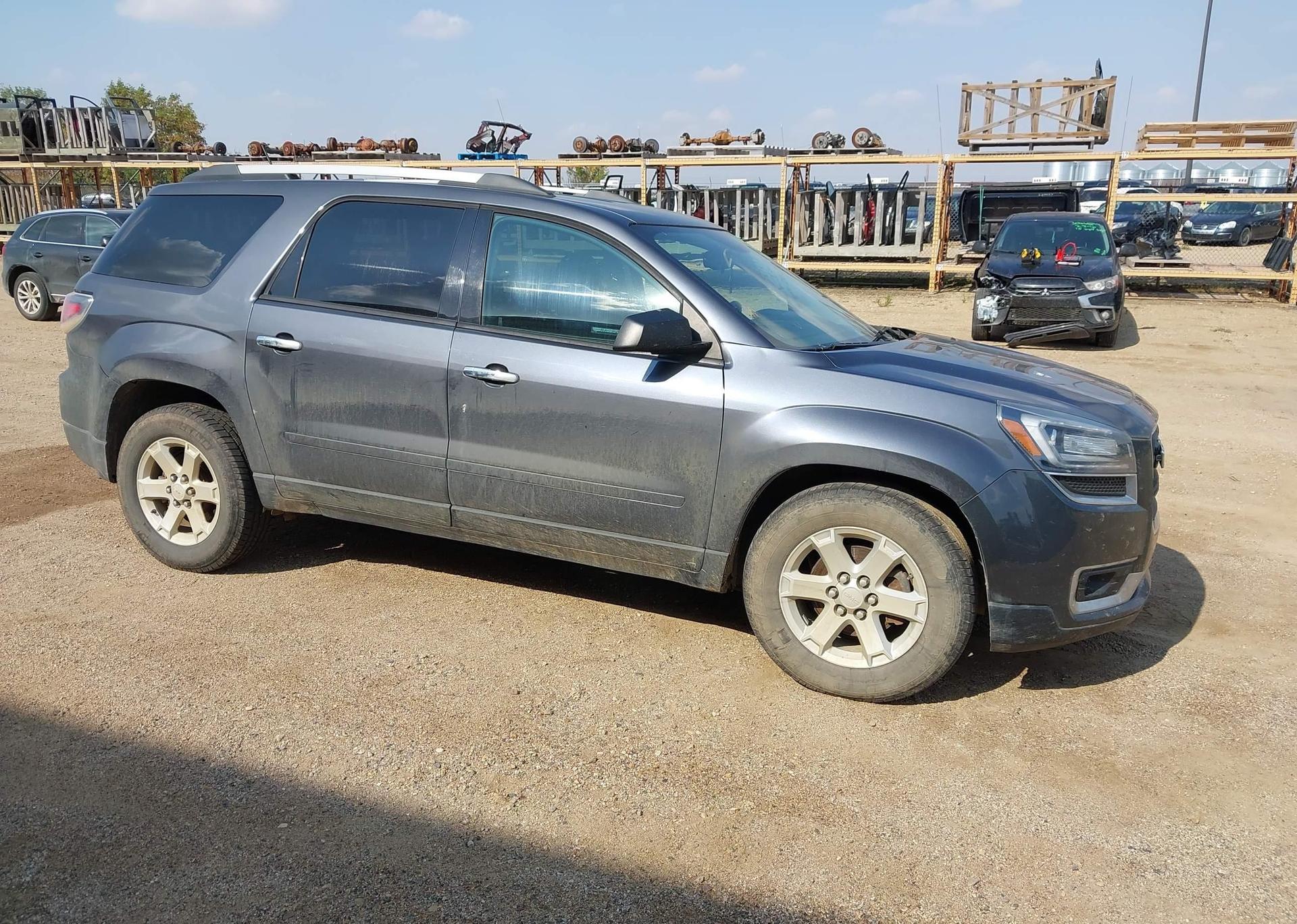 2013 GMC ACADIA SLE
