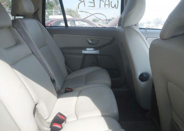 2005 VOLVO XC90 T6