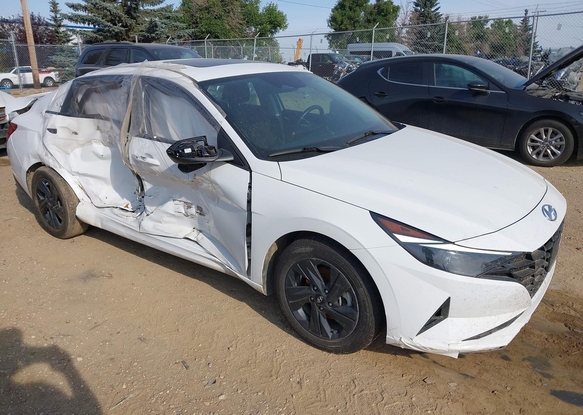 2022 HYUNDAI ELANTRA SEL