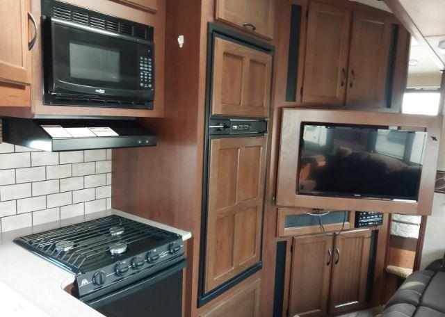 2014 JAYCO 5TH WHEEL