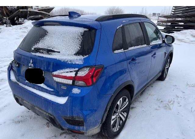 2020 MITSUBISHI RVR SE