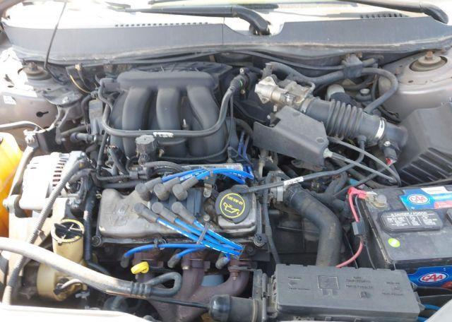 2004 FORD TAURUS SE