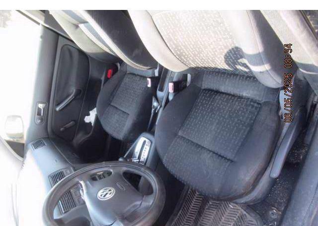 2003 VOLKSWAGEN GOLF CL