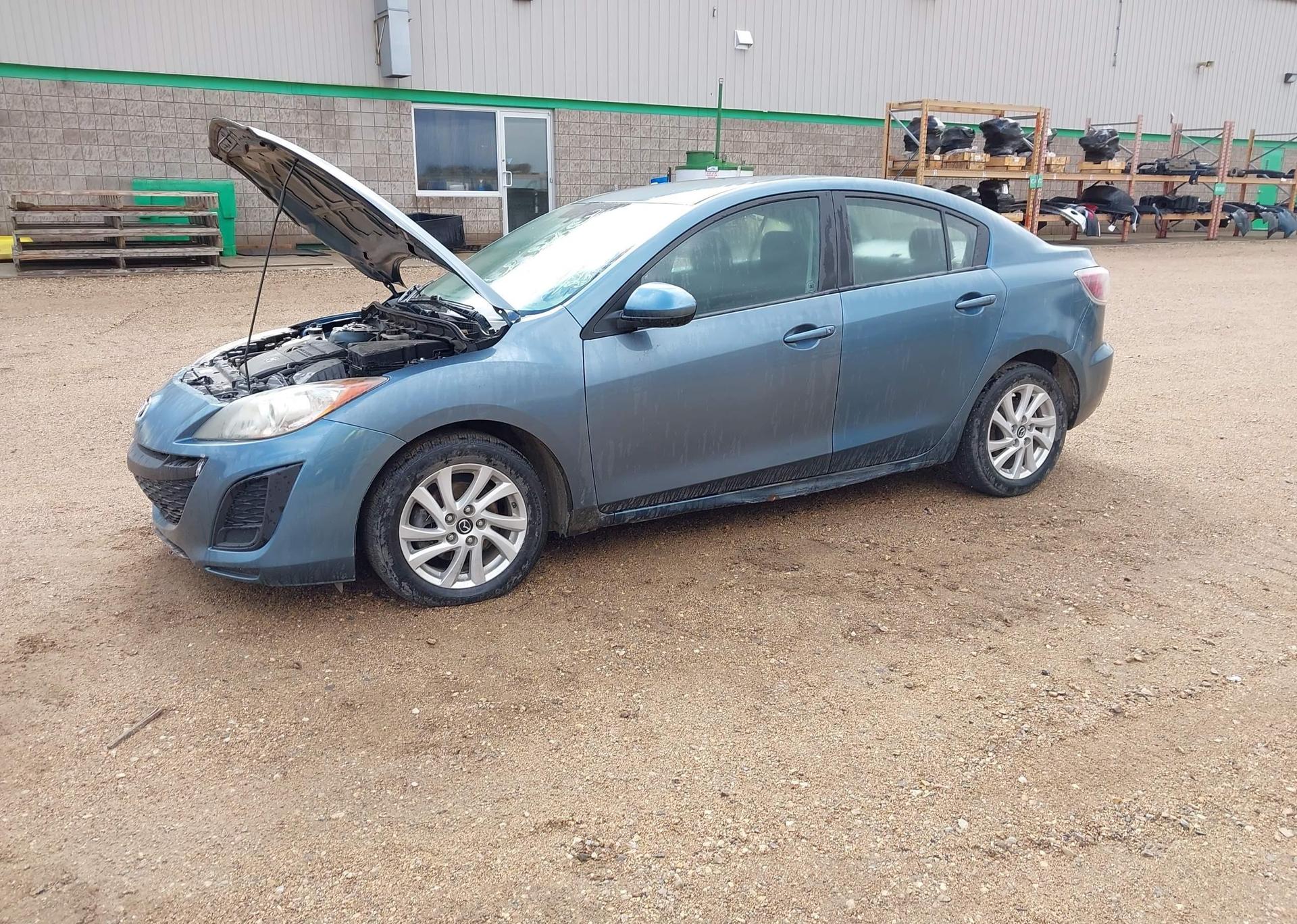 2011 MAZDA 3 I