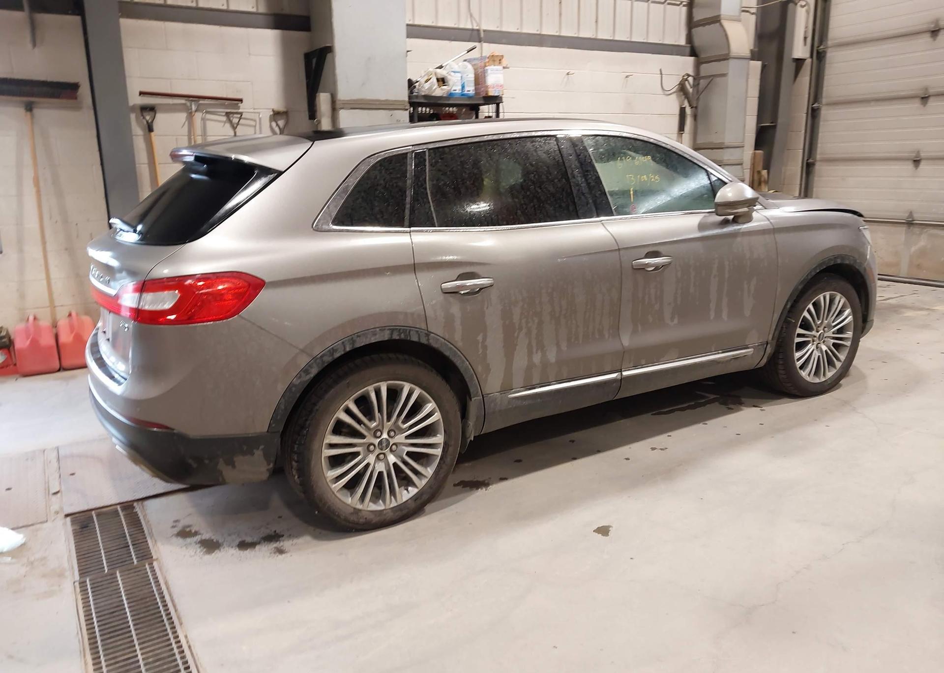 2016 LINCOLN MKX RESERVE