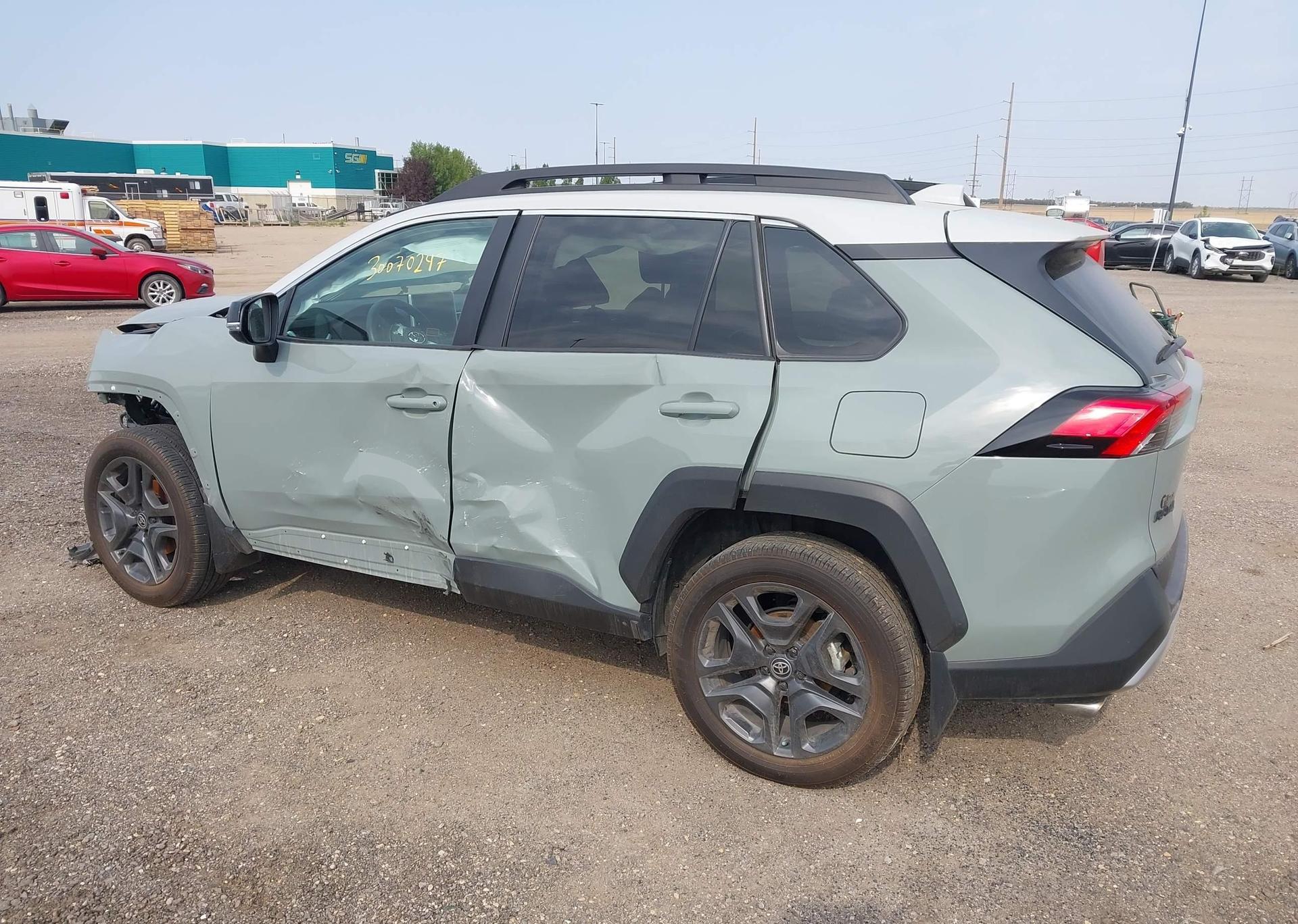 2023 TOYOTA RAV4 ADVENTURE