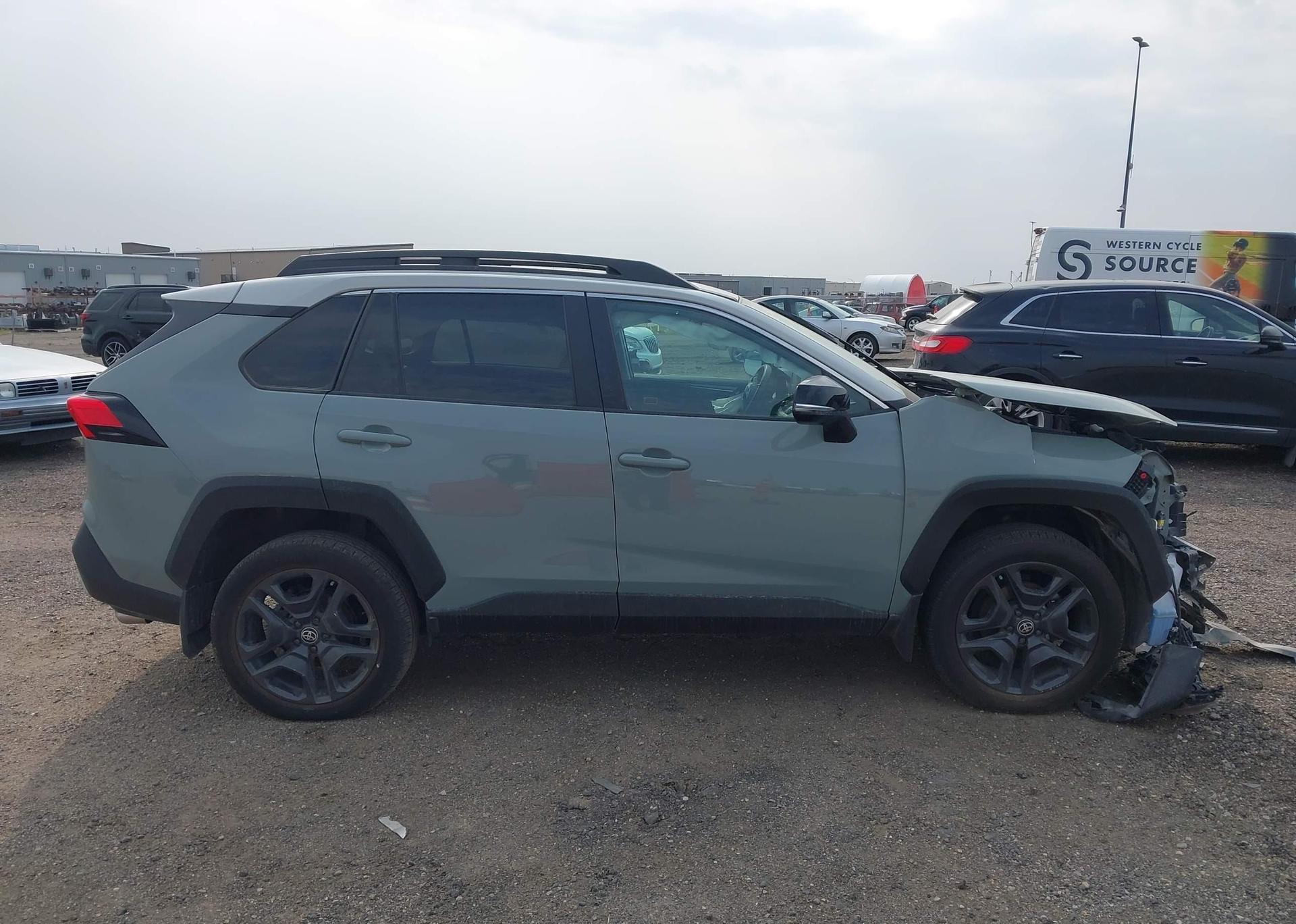 2023 TOYOTA RAV4 ADVENTURE