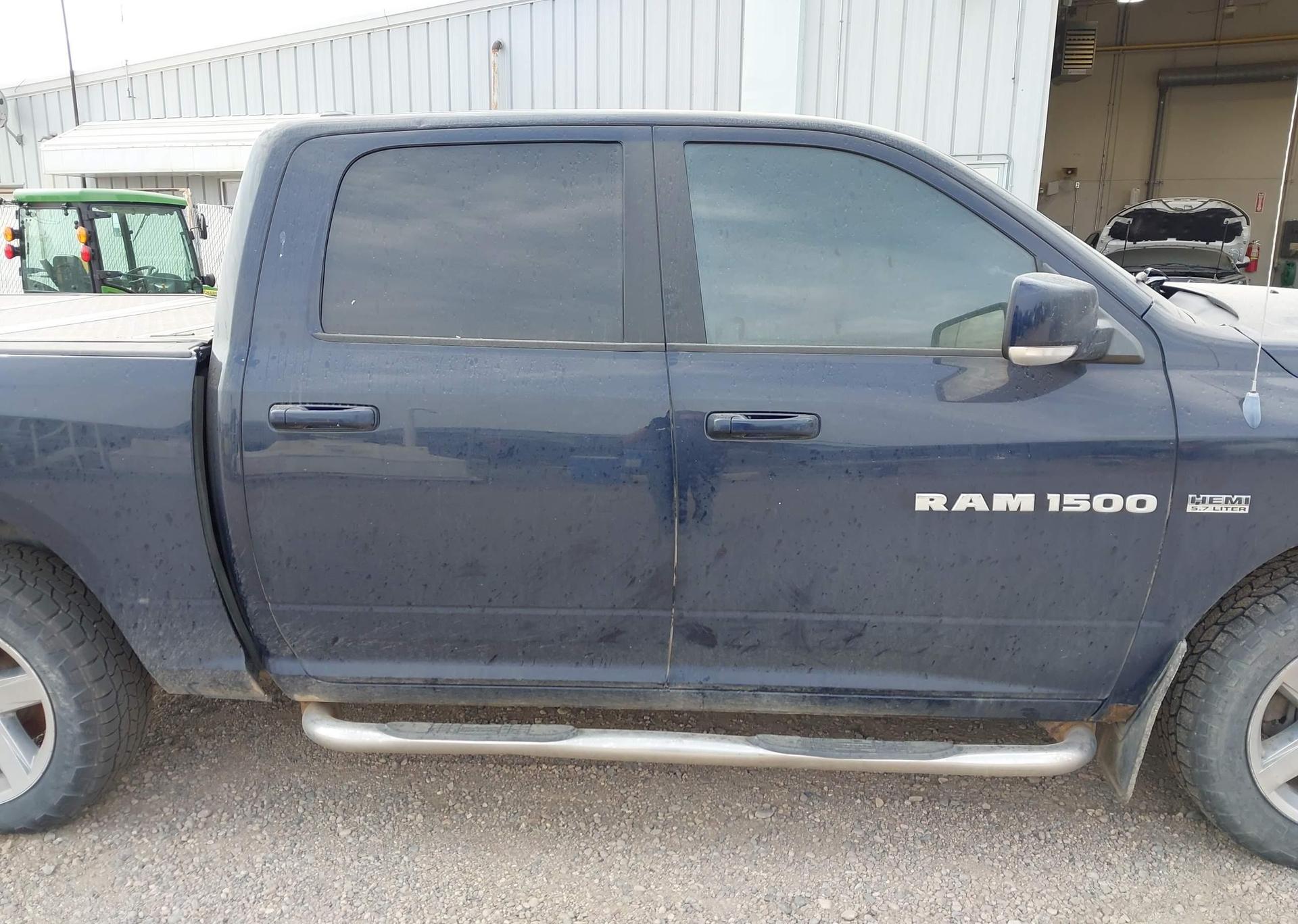 2012 DODGE RAM 1500 SPORT