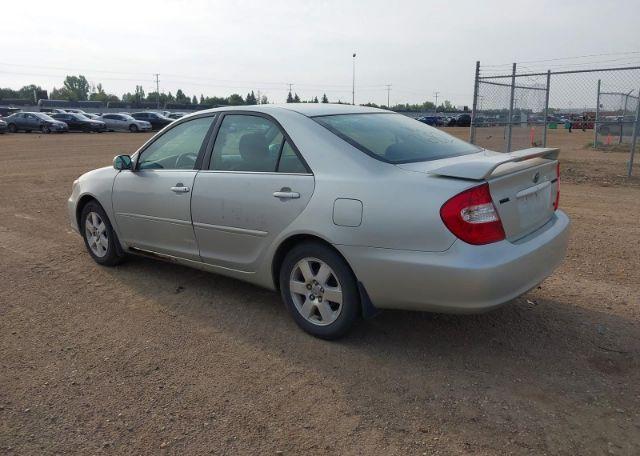 2002 TOYOTA CAMRY LE