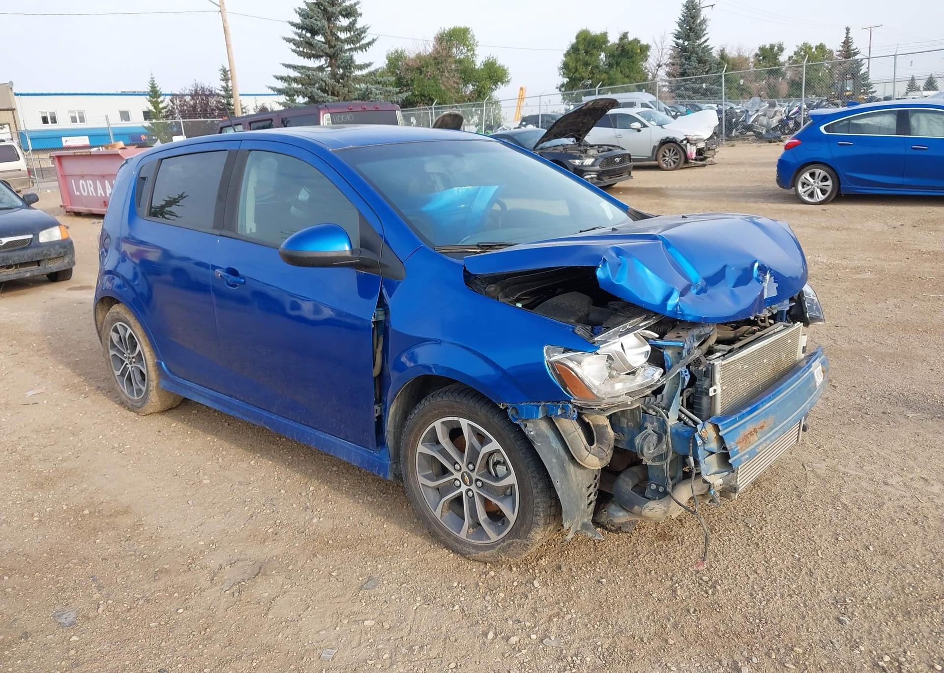 2017 CHEVROLET SONIC LT