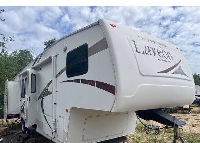 2005 KEYSTONE CAMPER