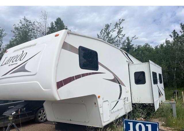 2005 KEYSTONE CAMPER