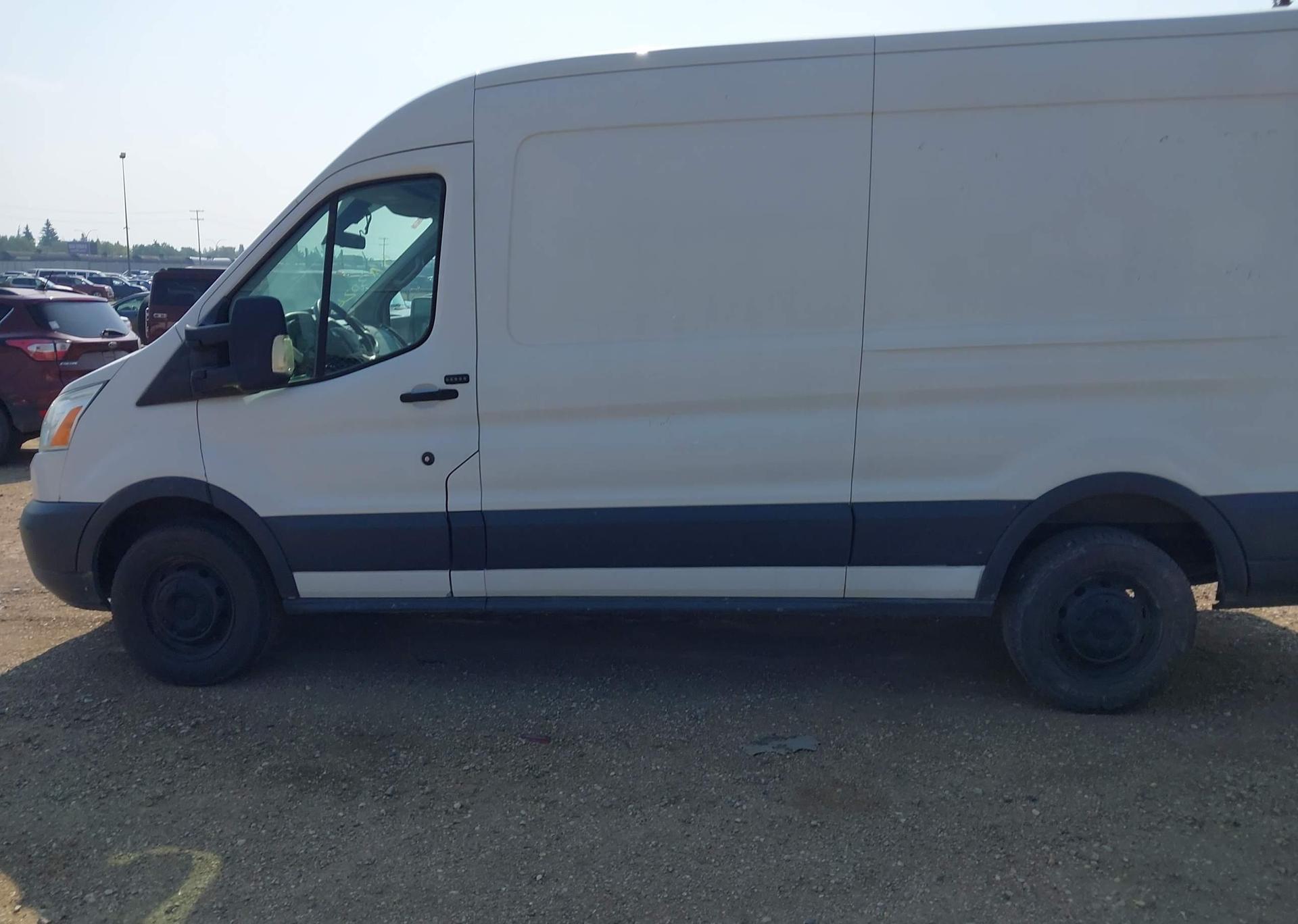 2015 FORD transit t-250