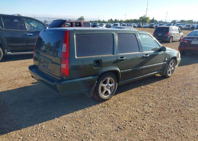 1999 VOLVO V70