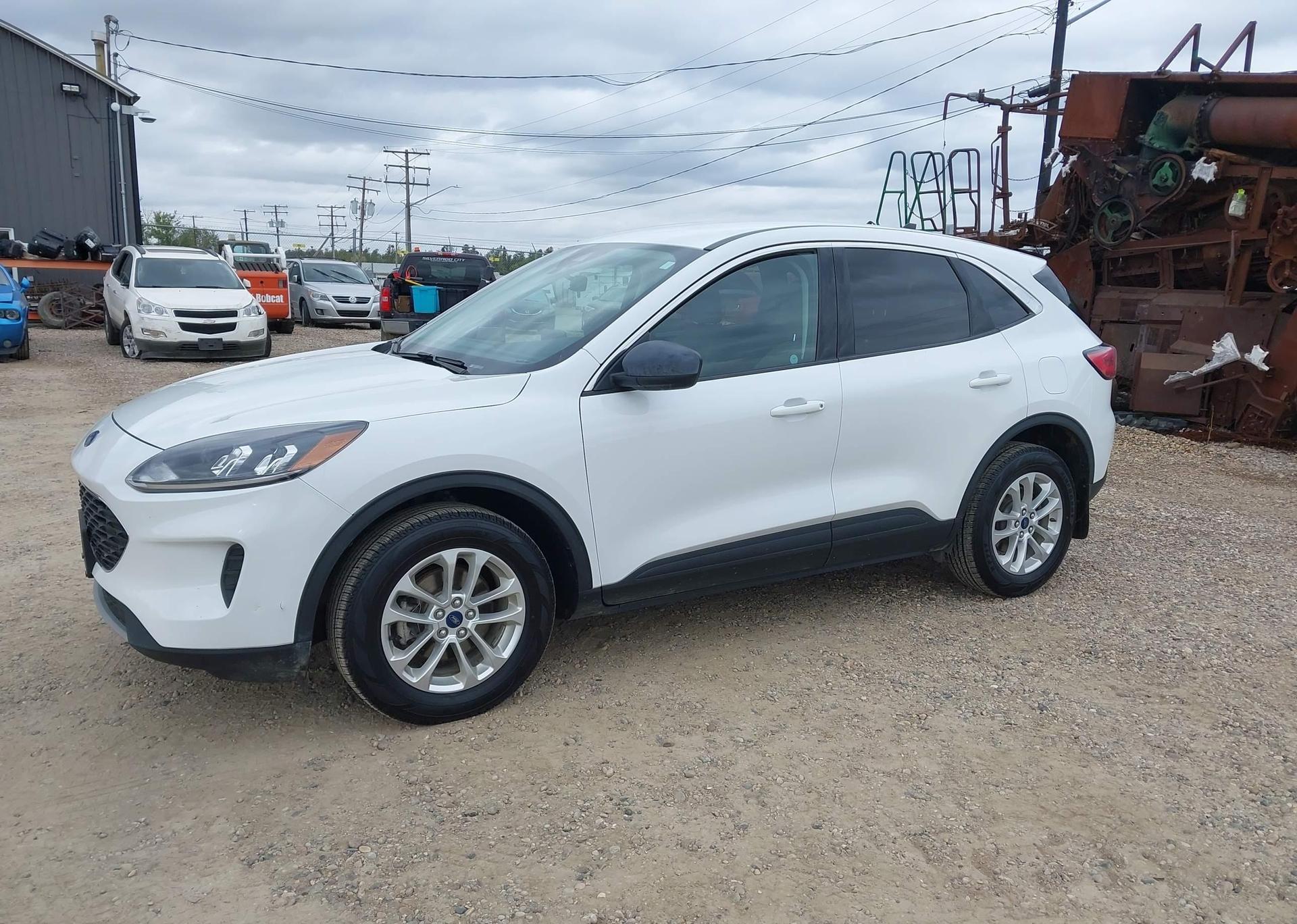 2022 FORD ESCAPE SE