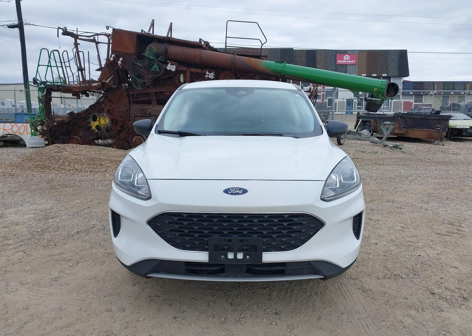2022 FORD ESCAPE SE