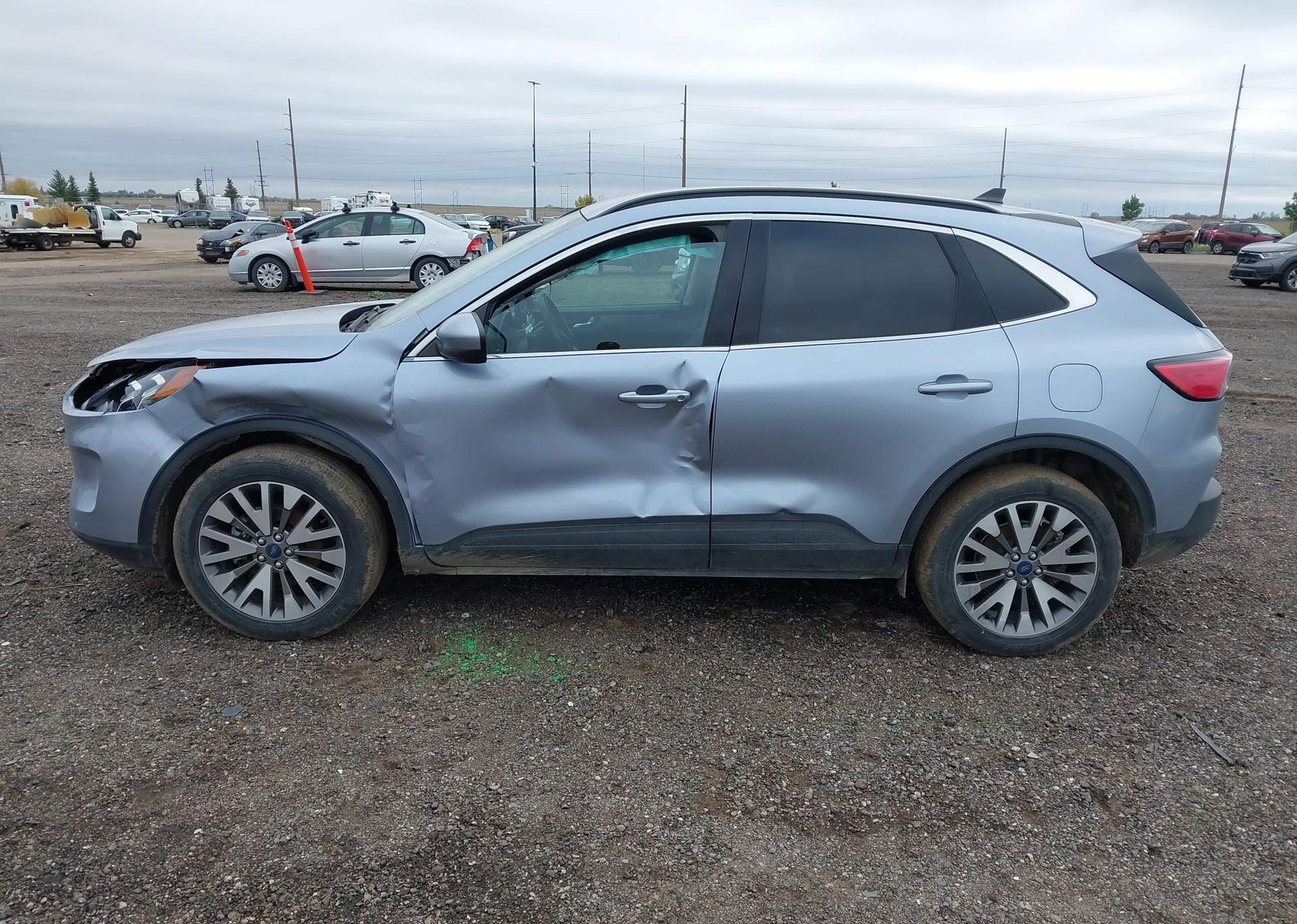 2022 FORD ESCAPE TITANIUM