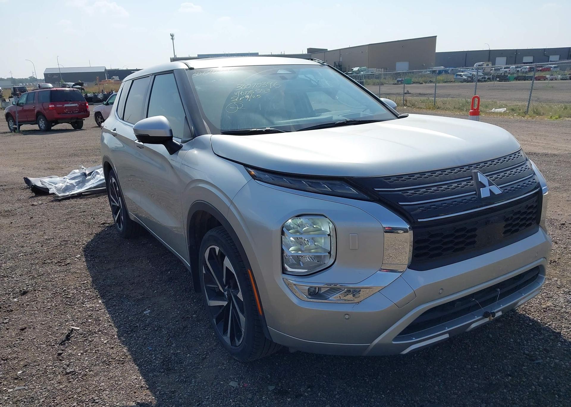 2024 MITSUBISHI OUTLANDER SEL