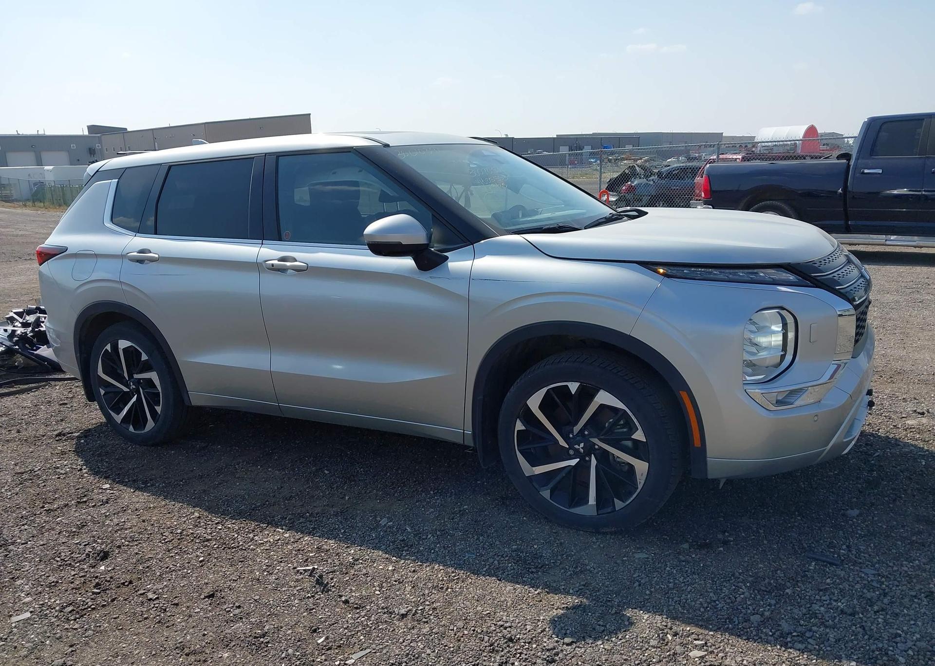 2024 MITSUBISHI OUTLANDER SEL