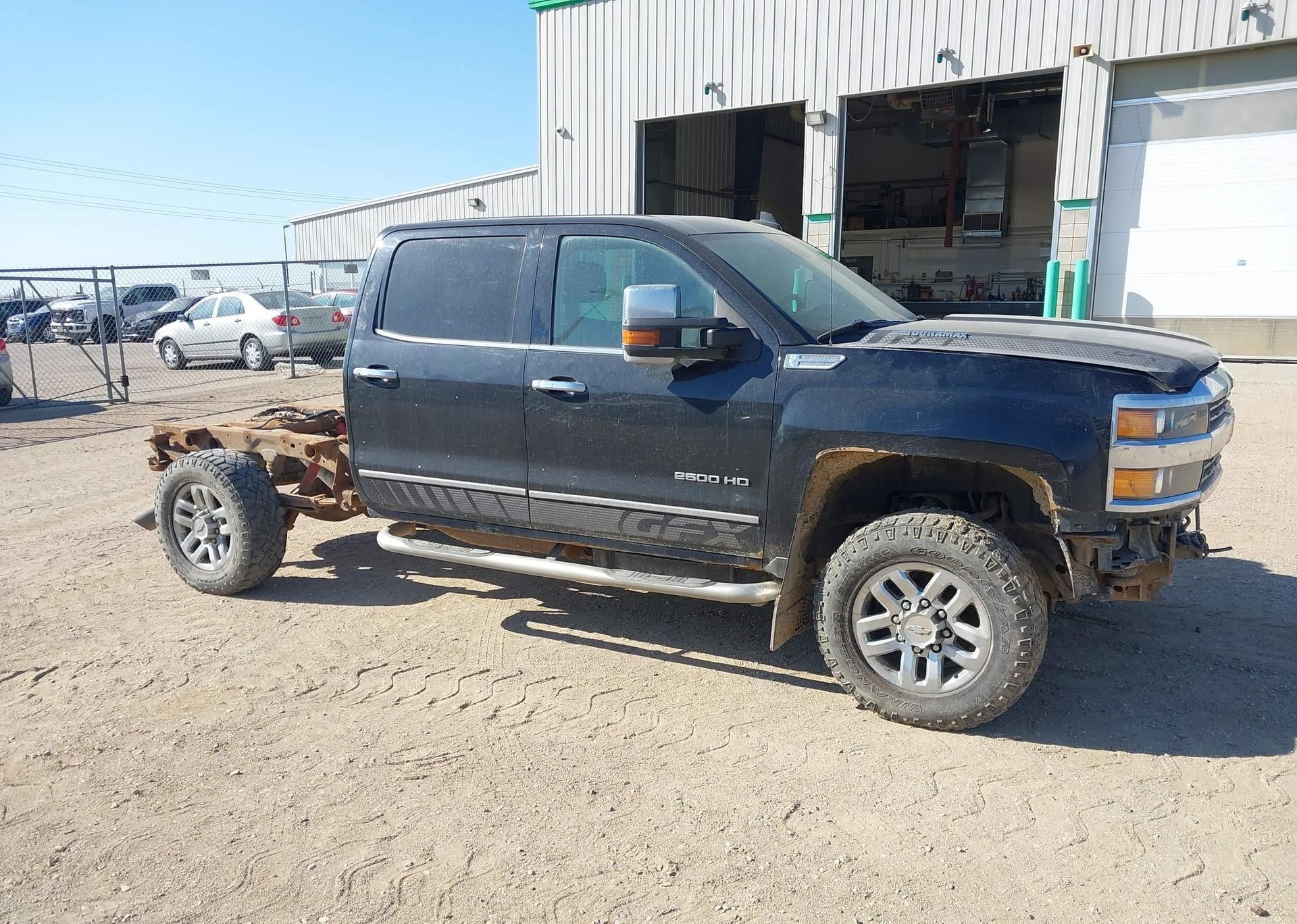 2015 CHEVROLET SILVERADO K2500 HEAVY DUTY LTZ