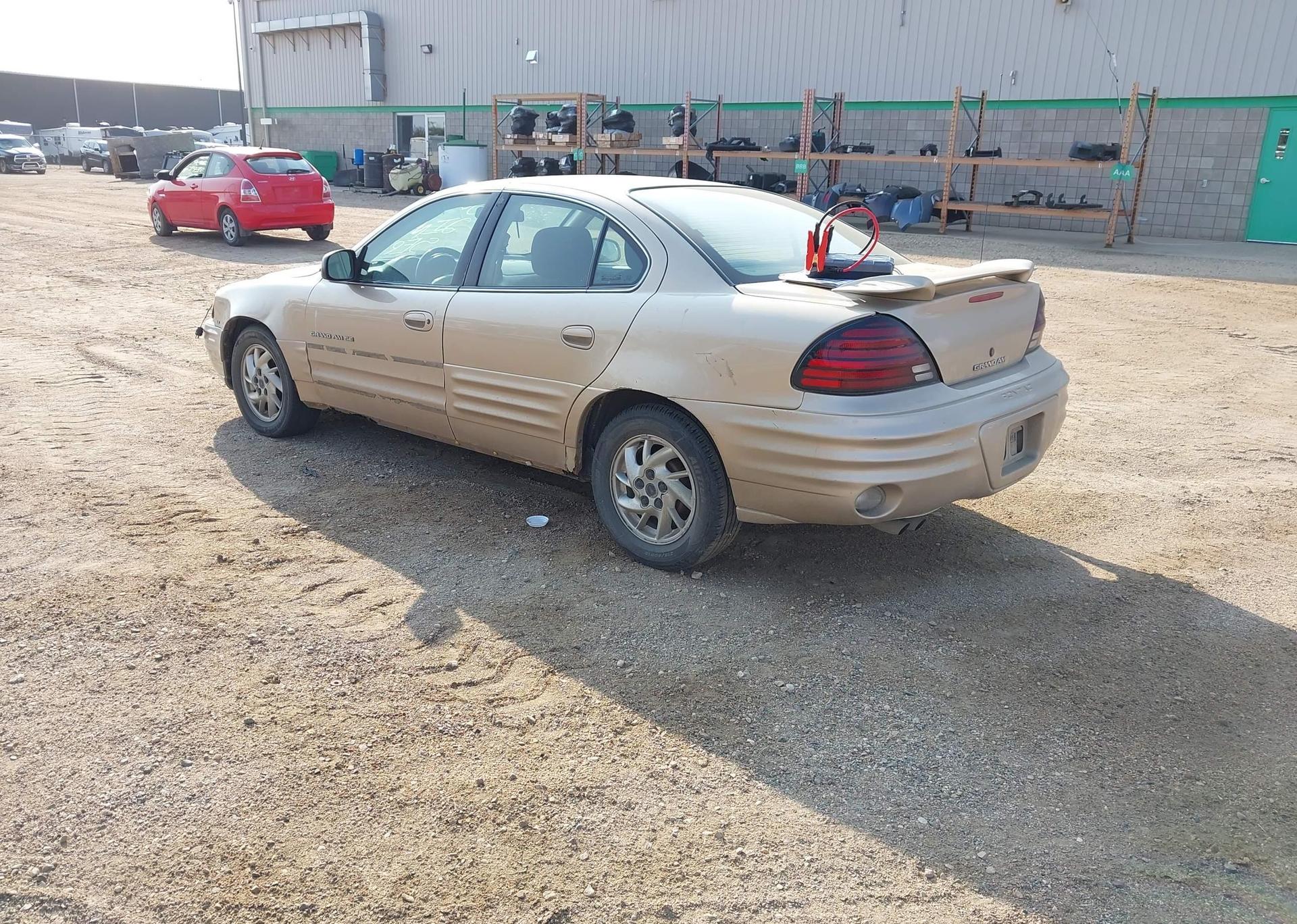 2001 PONTIAC GRAND AM SE1