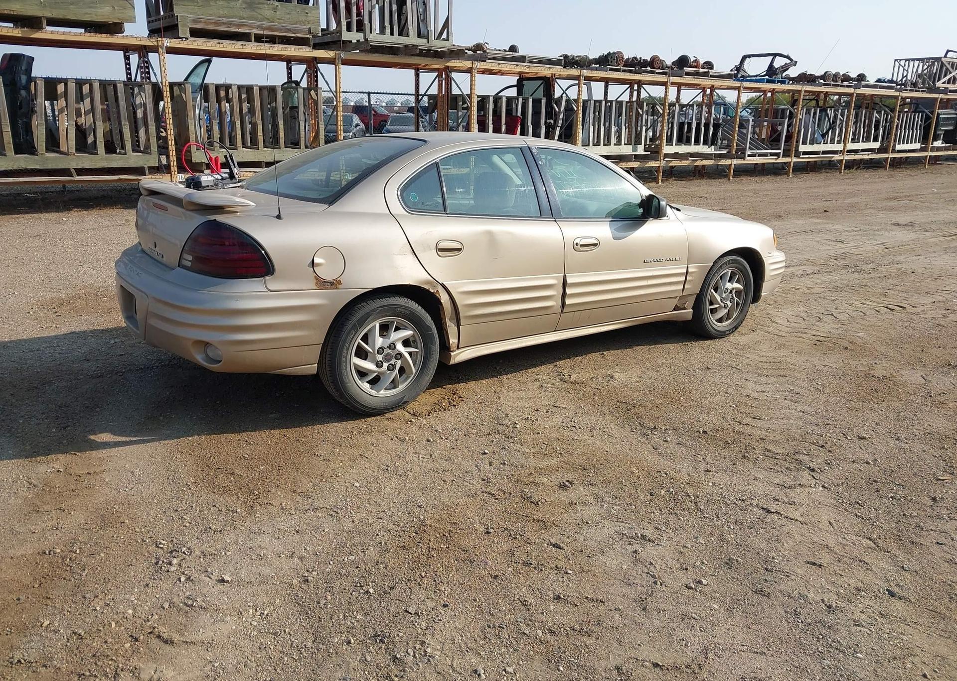 2001 PONTIAC GRAND AM SE1