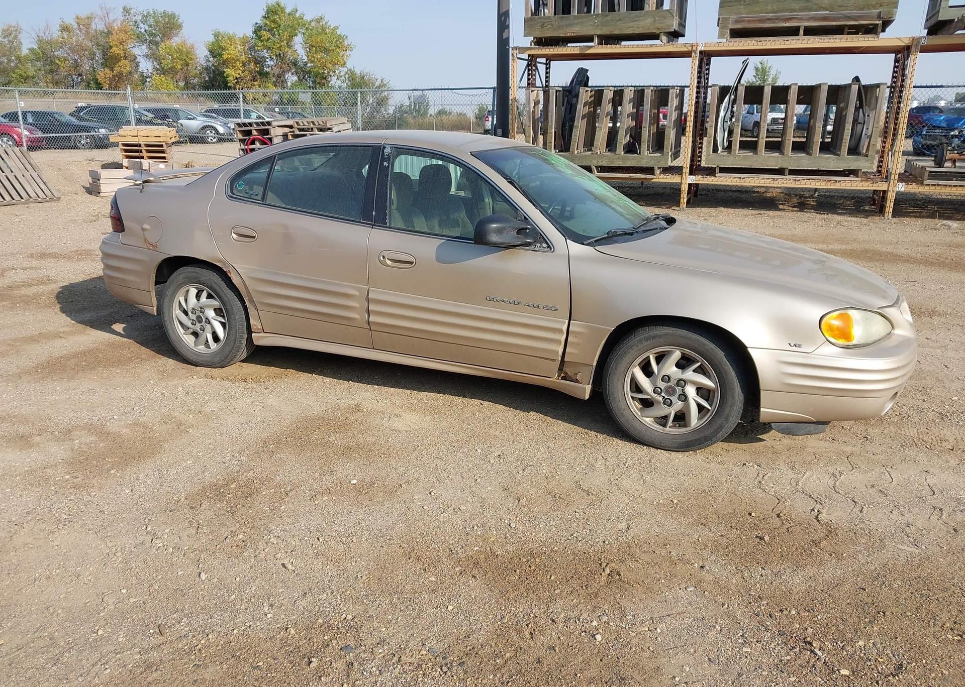 2001 PONTIAC GRAND AM SE1