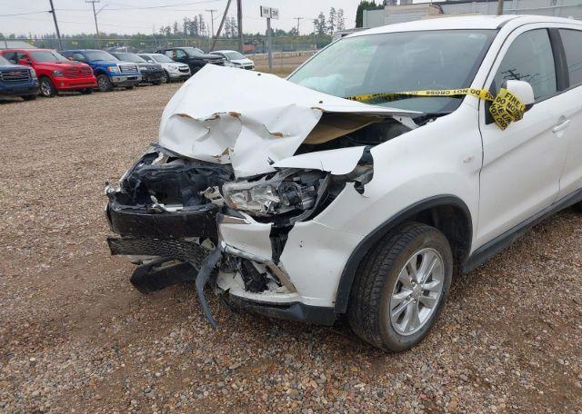 2019 MITSUBISHI RVR SE