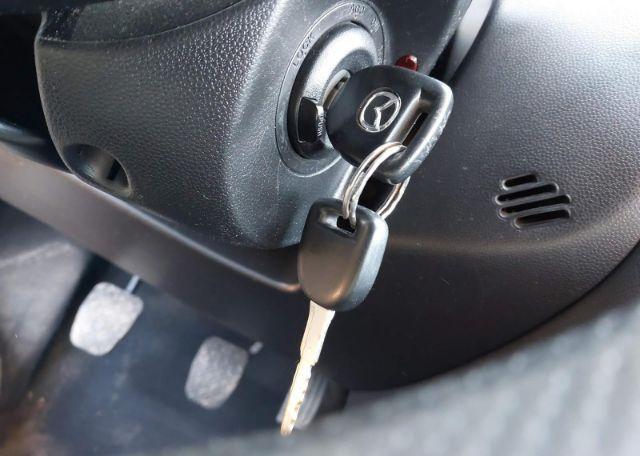 2008 MAZDA 3 I