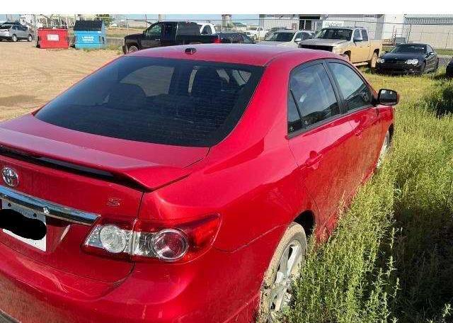 2013 TOYOTA COROLLA S