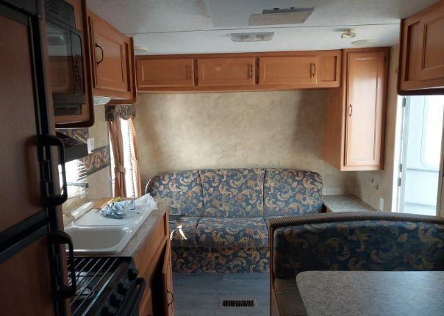 2008 KEYSTONE HIDEOUT 19FL