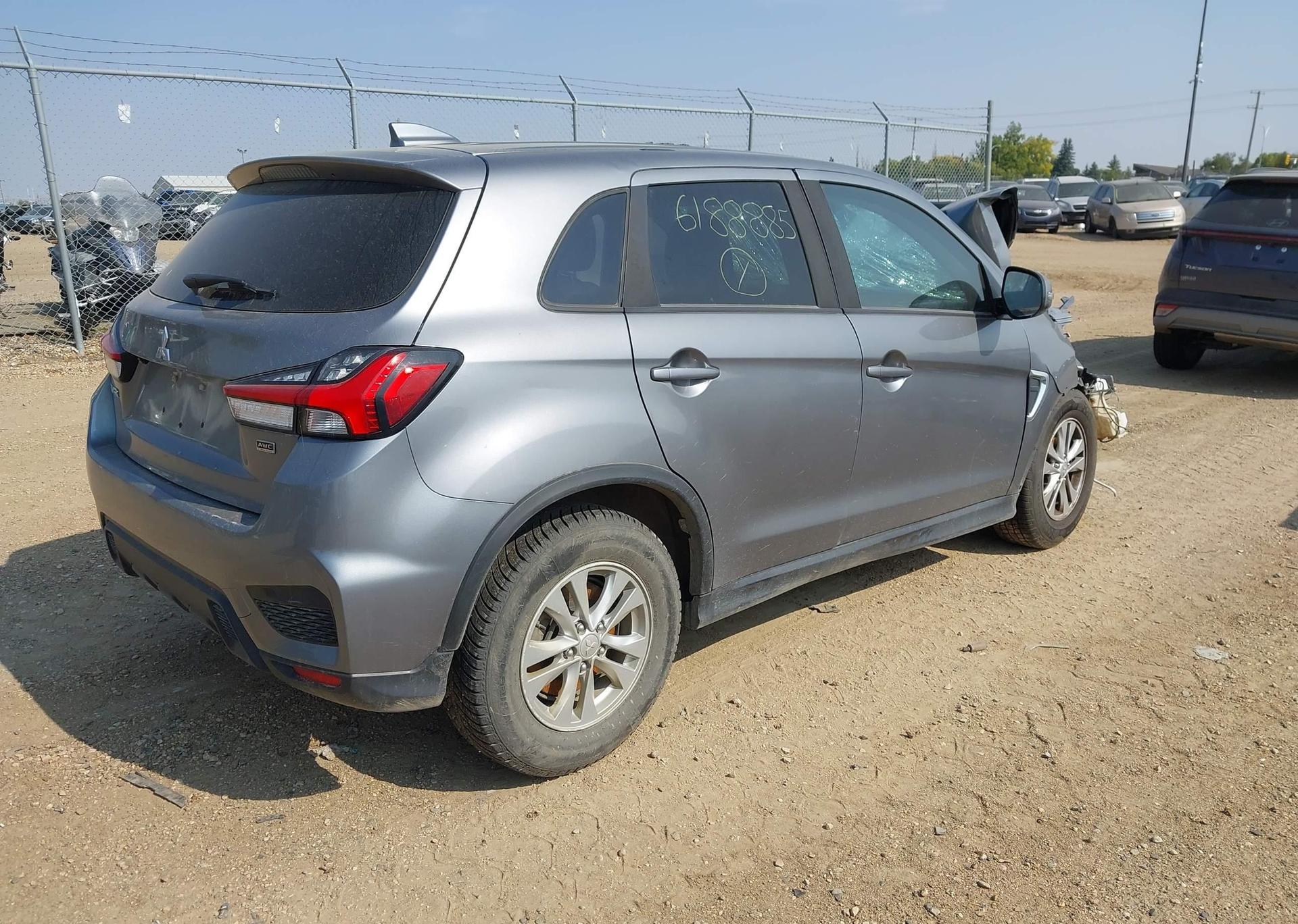 2021 MITSUBISHI RVR SE