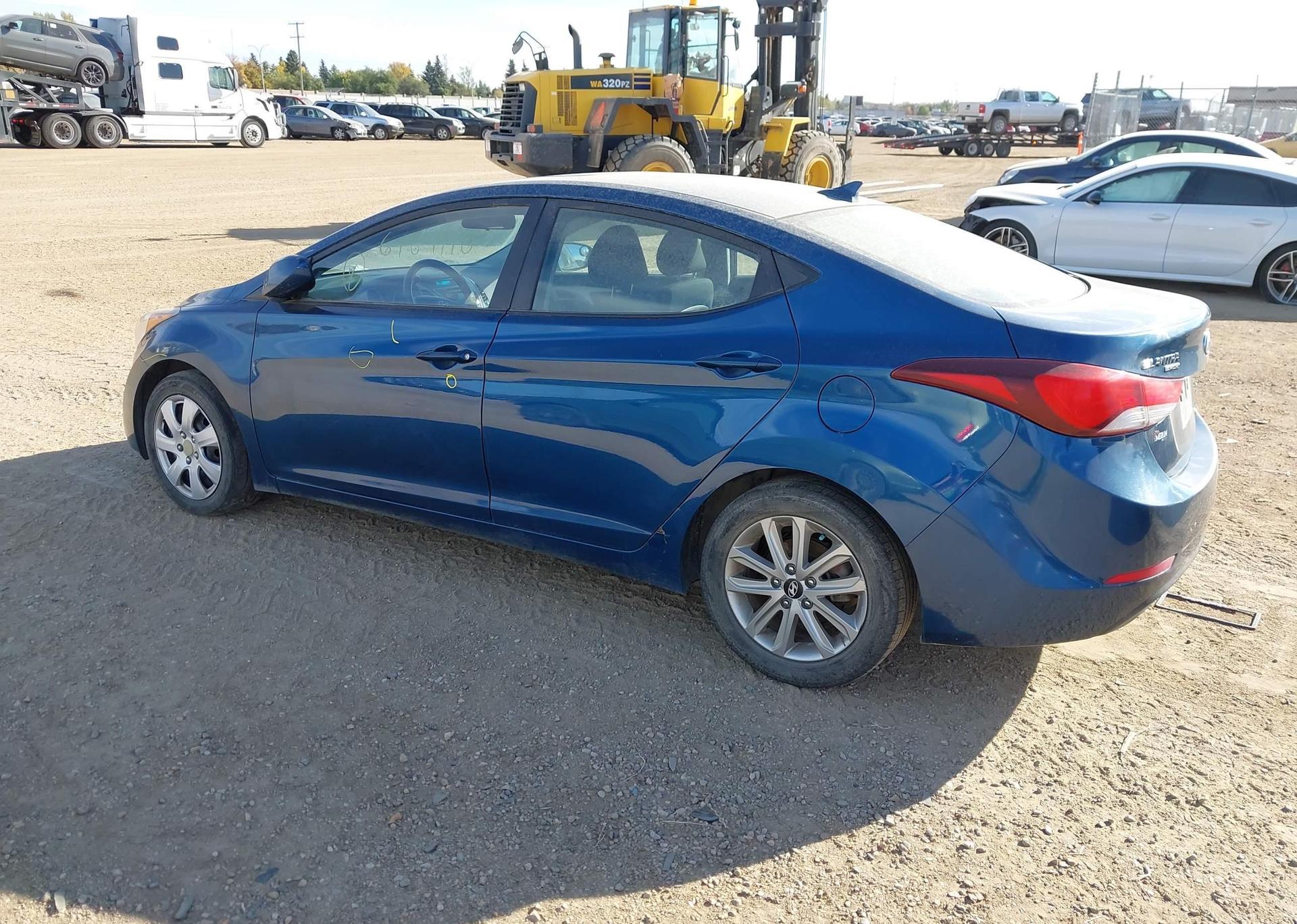 2015 HYUNDAI ELANTRA SE