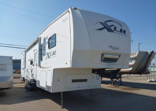 2009 FOREST RIVER INC. XLR