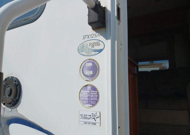 2009 FOREST RIVER INC. XLR