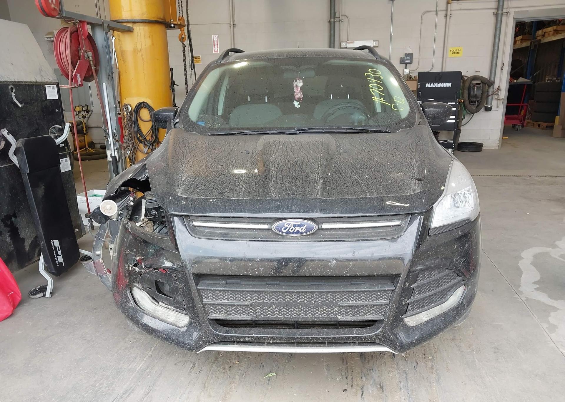 2015 FORD ESCAPE SE
