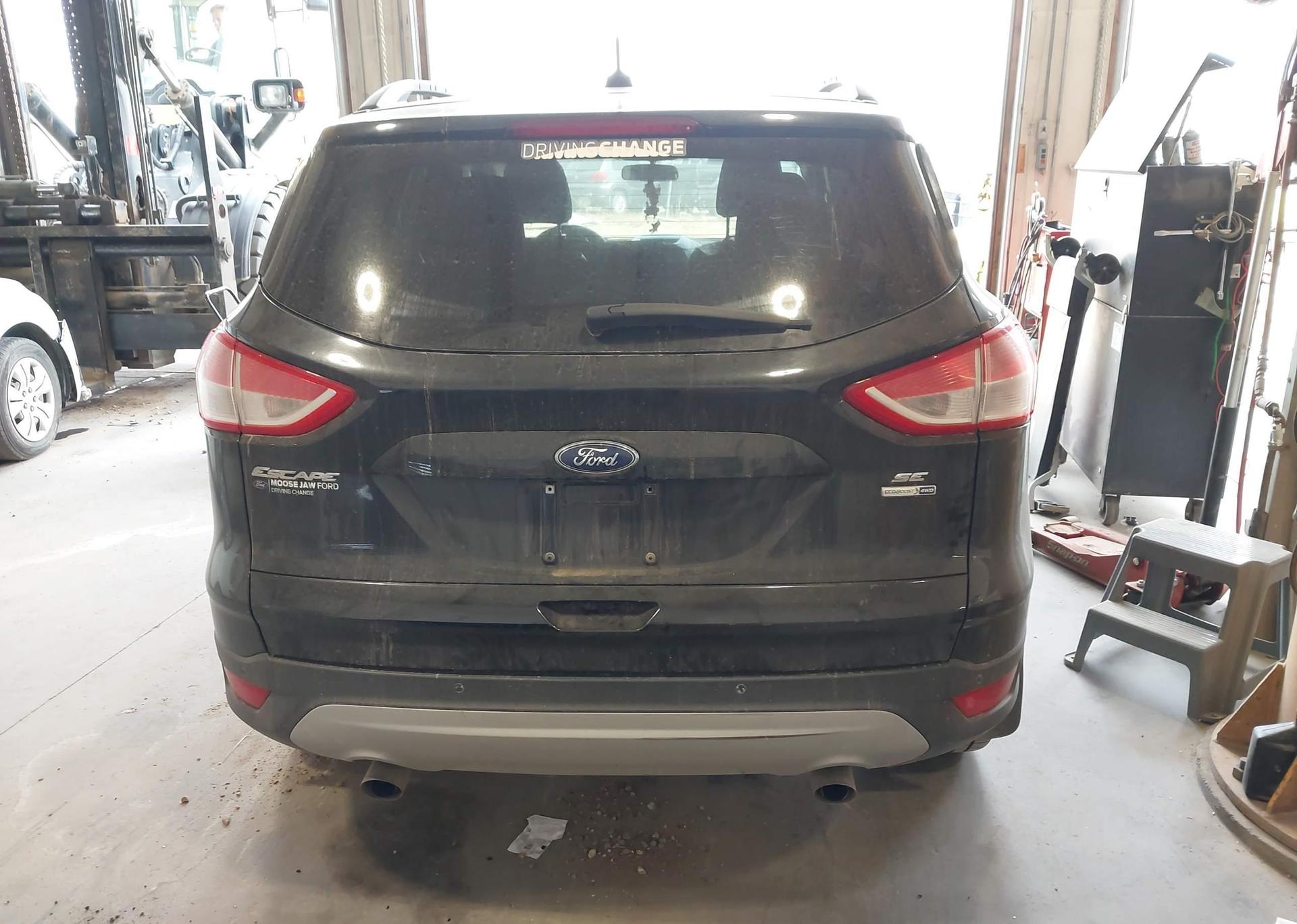 2015 FORD ESCAPE SE