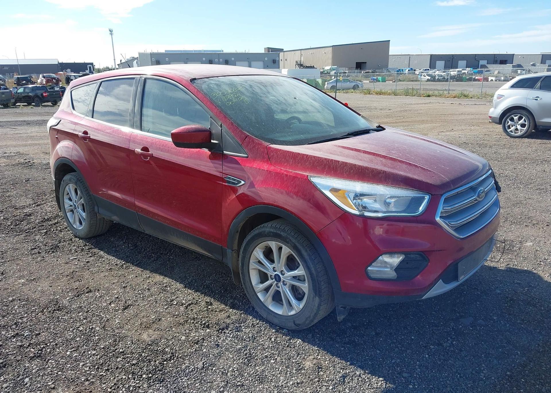2017 FORD ESCAPE SE