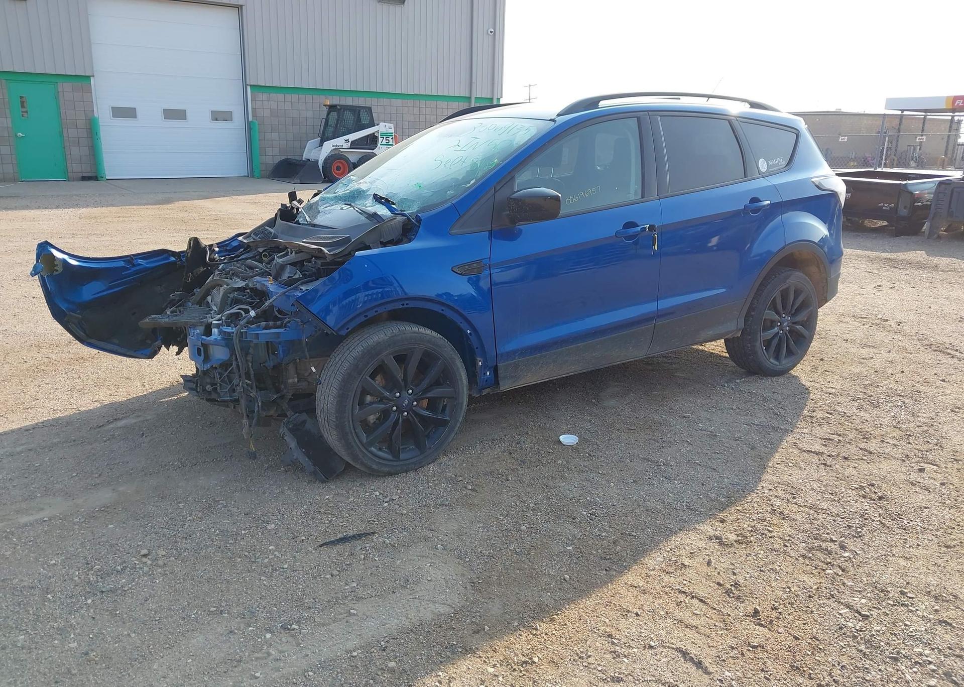 2017 FORD ESCAPE SE